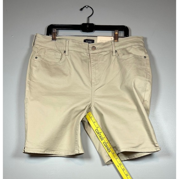 NWT NYDJ ELLA SHORT WITH SIDESEAM SLITS, Feather, LIFTxTUCK, Size 16 - Picture 5 of 11